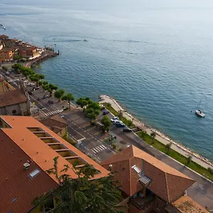 garda-family-house.hotelinveneto.com/
